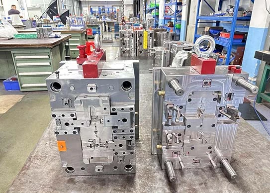 injection  molding assembly